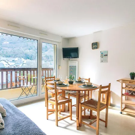 Pour 6 à Saint-lary Avec Balcon Et Parking - Fr-1-296-446