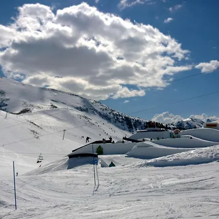 Appartement Pour 6 à Saint-lary Avec Balcon Et Parking - Fr-1-296-446 *