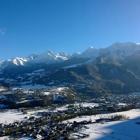 Pour 6 à Saint-lary Avec Balcon Et Parking - Fr-1-296-446 Appartement