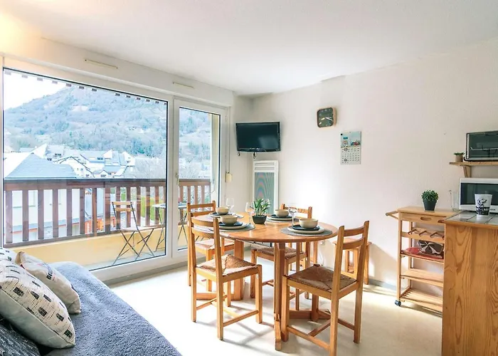 Pour 6 A Saint-lary Avec Balcon Et Parking - Fr-1-296-446